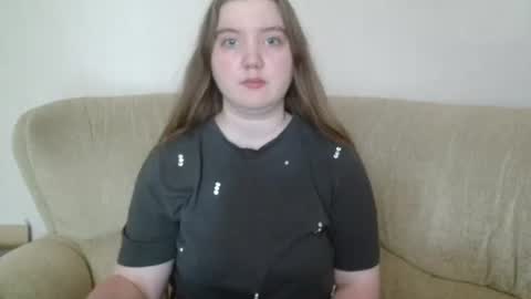 Snapshot of aquanarmin chatting on 07-13-26, 04:04 Josefin online show from 07-13-26, 04:04