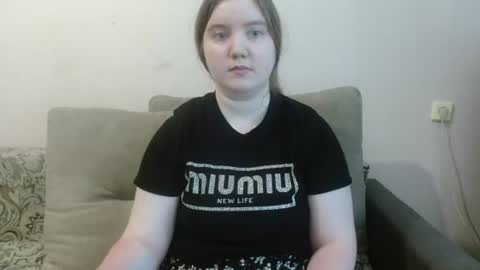 Snapshot of aquanarmin chatting on 07-14-26, 04:50 Josefin online show from 07-14-26, 04:50