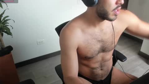 Snapshot of aquiles0224 chatting on 12-03-24, 12:38 T. online show from 12-03-24, 12:38