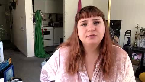 Snapshot of arabbustybeauty chatting on 05-16-26, 07:56 BustyPrincessLeila online show from 05-16-26, 07:56