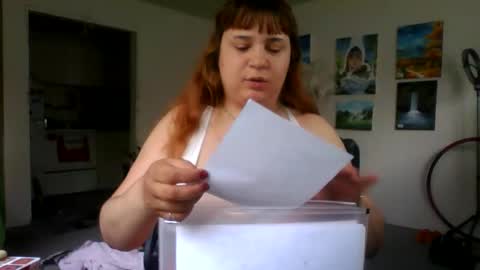 Snapshot of arabbustybeauty chatting on 06-03-26, 04:12 BustyPrincessLeila online show from 06-03-26, 04:12
