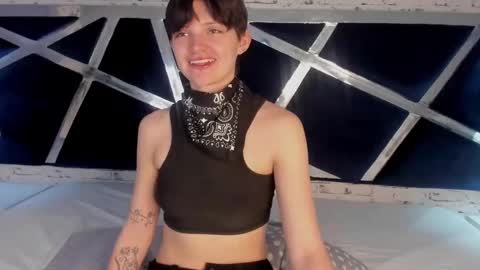 Snapshot of arabellablue chatting on 10-02-25, 01:18 ArabellaBlue online show from 10-02-25, 01:18