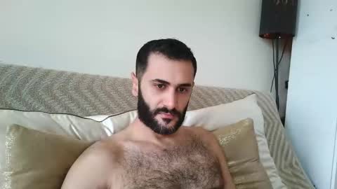 Snapshot of arabhairy90 chatting on 12-16-24, 06:10 hairycub online show from 12-16-24, 06:10