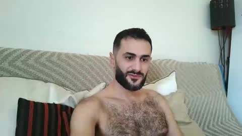 Snapshot of arabhairy90 chatting on 12-21-24, 05:14 hairycub online show from 12-21-24, 05:14