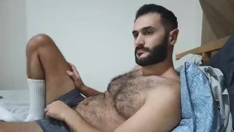 Snapshot of arabhairy90 chatting on 01-29-25, 06:18 hairycub online show from 01-29-25, 06:18