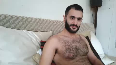 Snapshot of arabhairy90 chatting on 02-13-25, 05:37 hairycub online show from 02-13-25, 05:37