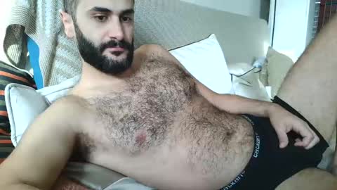 Snapshot of arabhairy90 chatting on 03-11-25, 03:59 hairycub online show from 03-11-25, 03:59