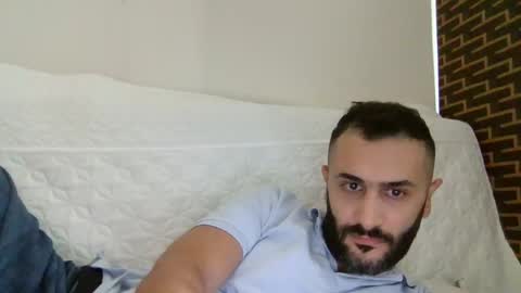 Snapshot of arabhairy90 chatting on 09-13-25, 11:10 hairycub online show from 09-13-25, 11:10