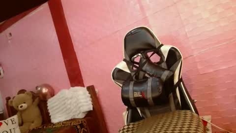 Snapshot of aranza_sexy chatting on 02-16-25, 02:00 Aranza online show from 02-16-25, 02:00