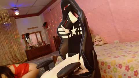 Snapshot of aranza_sexy chatting on 11-17-25, 10:21 Aranza online show from 11-17-25, 10:21