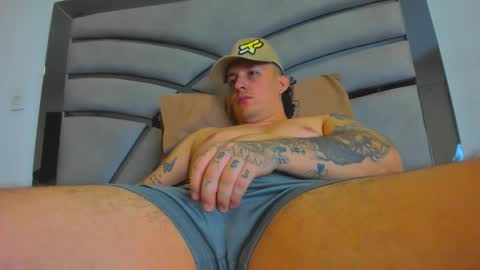 Archie online show from 10-31-25, 03:07