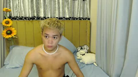 Snapshot of archie_moreno chatting on 06-25-26, 07:07 ARCHIE online show from 06-25-26, 07:07