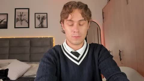 Archie online show from 04-30-26, 08:57