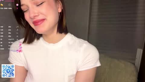 Caroline online show from 03-11-26, 06:47