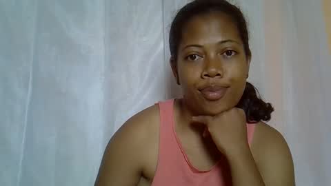 Snapshot of arellah chatting on 02-20-25, 10:48 arellah online show from 02-20-25, 10:48