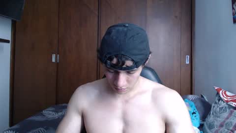 Snapshot of ares_aestheticgod chatting on 12-10-24, 04:27 Ares D online show from 12-10-24, 04:27