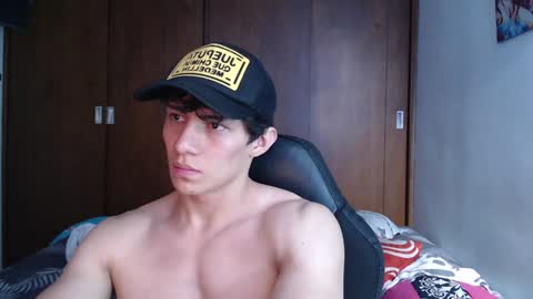 Snapshot of ares_aestheticgod chatting on 12-18-24, 06:57 Ares D online show from 12-18-24, 06:57