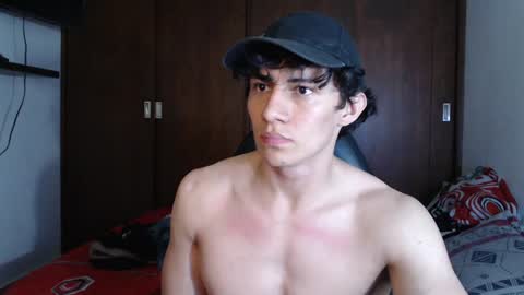 Snapshot of ares_aestheticgod chatting on 01-07-25, 03:46 Ares D online show from 01-07-25, 03:46