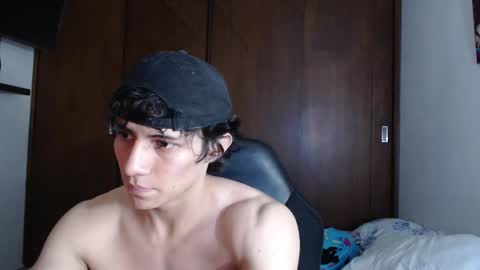 Snapshot of ares_aestheticgod chatting on 02-17-25, 01:47 Ares D online show from 02-17-25, 01:47