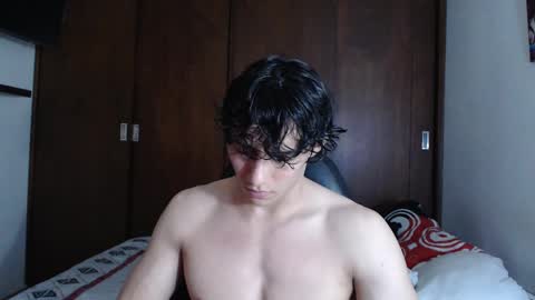 Snapshot of ares_aestheticgod chatting on 02-21-25, 02:39 Ares D online show from 02-21-25, 02:39