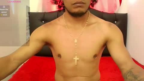 ares_hot_boy online show from 01-18-26, 07:39