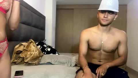 Snapshot of aresandnikk chatting on 10-03-25, 04:09 Ares And Nikk online show from 10-03-25, 04:09