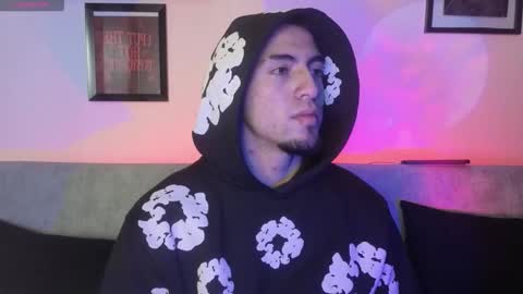 Mateo online show from 12-23-25, 05:38