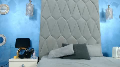 Snapshot of aretialisya chatting on 09-13-25, 05:18 aretialisya online show from 09-13-25, 05:18