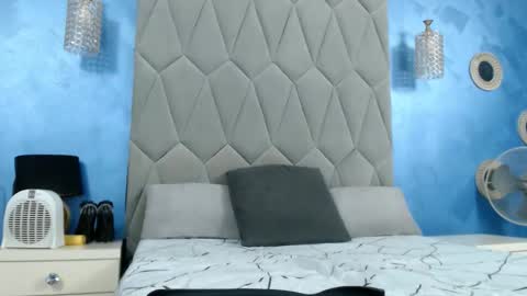 Snapshot of aretialisya chatting on 11-05-25, 06:24 aretialisya online show from 11-05-25, 06:24