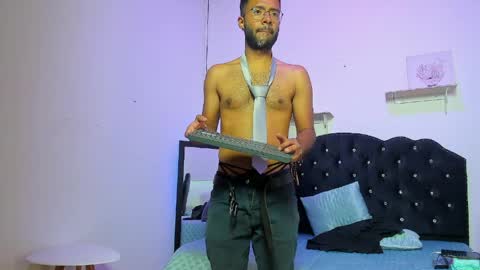 Alex Cortez online show from 05-25-26, 04:35