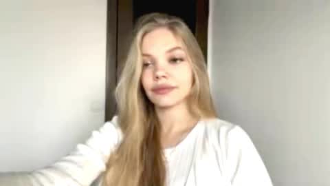 Snapshot of argeliaboivin chatting on 11-26-25, 05:41 Amelia online show from 11-26-25, 05:41