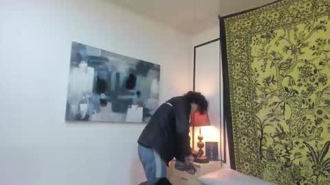 aria y orien  online show from 11-29-25, 10:51