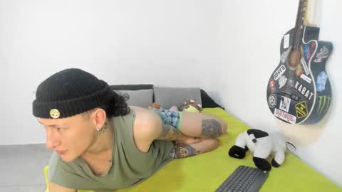 aria y orien  online show from 01-15-26, 11:37