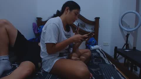 Snapshot of aria_arthur chatting on 09-30-25, 12:21 aria_arthur online show from 09-30-25, 12:21