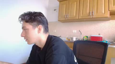 Snapshot of aria_arthur chatting on 10-15-25, 12:27 aria_arthur online show from 10-15-25, 12:27