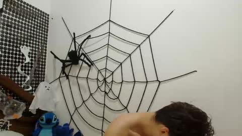 Snapshot of aria_arthur chatting on 10-27-25, 10:03 aria_arthur online show from 10-27-25, 10:03