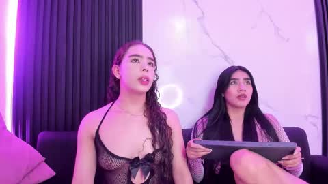 aria_henao online show from 12-21-25, 03:57