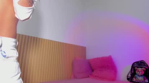 Snapshot of aria_millers_ chatting on 02-13-26, 11:39 Aria Millers online show from 02-13-26, 11:39