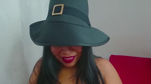 Snapshot of aria_morgan723222 chatting on 09-19-25, 11:05 aria online show from 09-19-25, 11:05