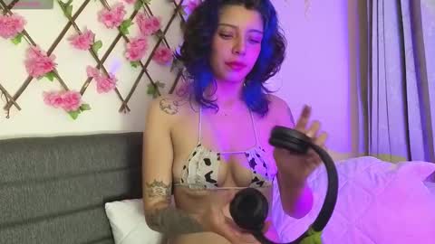 aria_silk online show from 03-27-26, 01:44