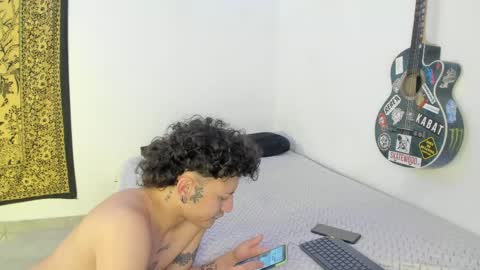 Aria and Orien online show from 04-18-26, 05:28