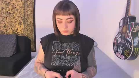 Aria and Orien online show from 07-15-26, 08:03