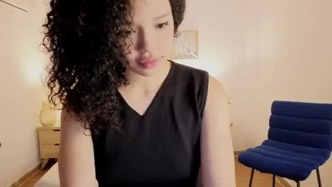 ariaa_23 online show from 04-17-26, 12:30