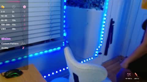 Snapshot of ariaatelier chatting on 02-11-26, 08:30 Aria Atelier online show from 02-11-26, 08:30