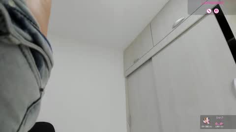 ariacoral online show from 04-18-26, 01:26