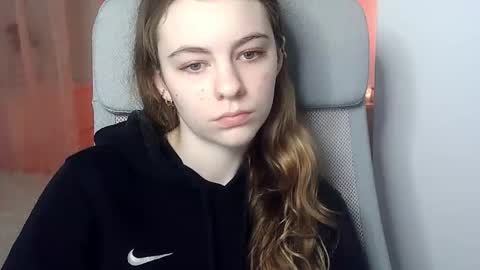 AriaCreazy online show from 02-06-25, 09:17