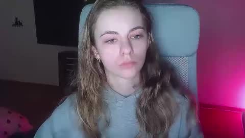 AriaCreazy online show from 11-15-25, 04:14