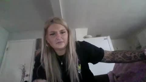 Snapshot of ariadams chatting on 02-18-25, 07:09 ari adams online show from 02-18-25, 07:09