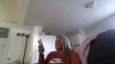 Snapshot of ariadams chatting on 02-27-25, 07:15 ari adams online show from 02-27-25, 07:15