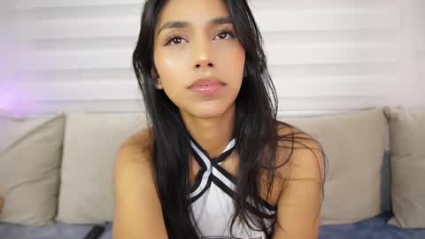 Snapshot of ariadna5 chatting on 02-12-25, 08:06 ARIADNA online show from 02-12-25, 08:06